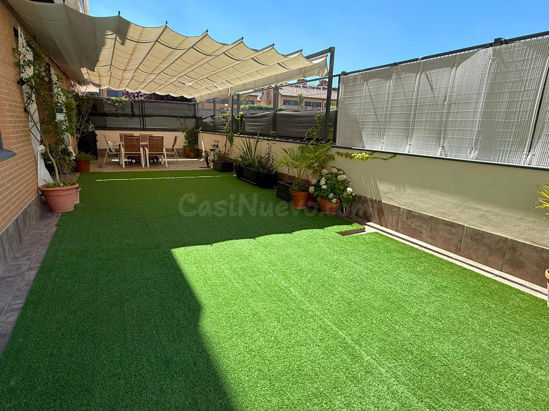 Exclusiva vivienda con un patio que marca la diferencia