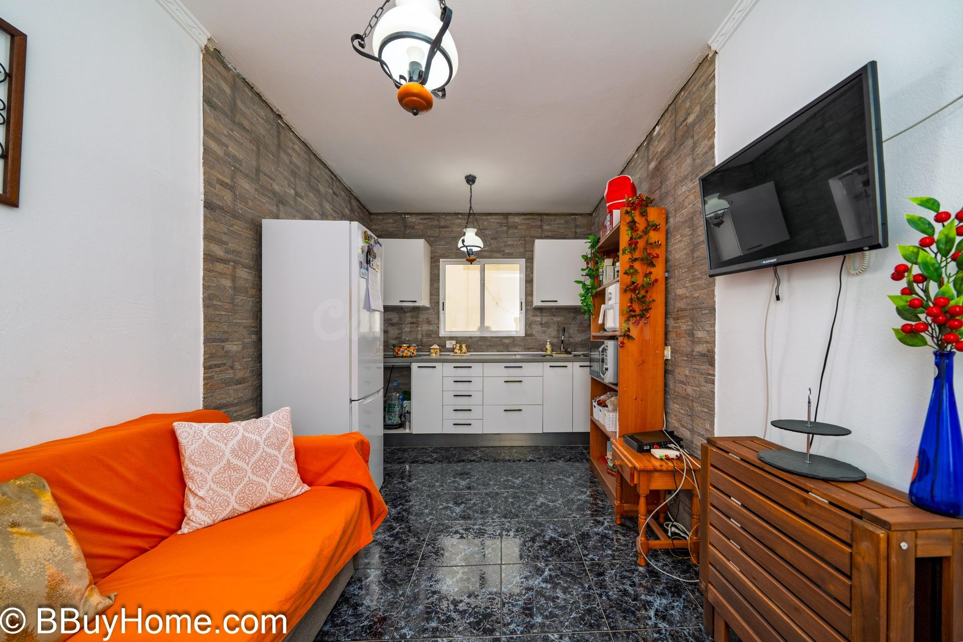 Venta de casa de 147m2 de tres plantas en Puerto de Mogán - foto 2