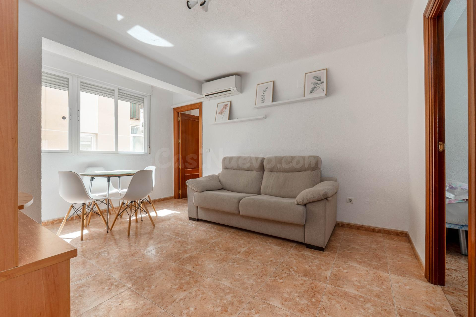 VENTA DE AMPLIO PISO EN ZAIDÍN (GRANADA)