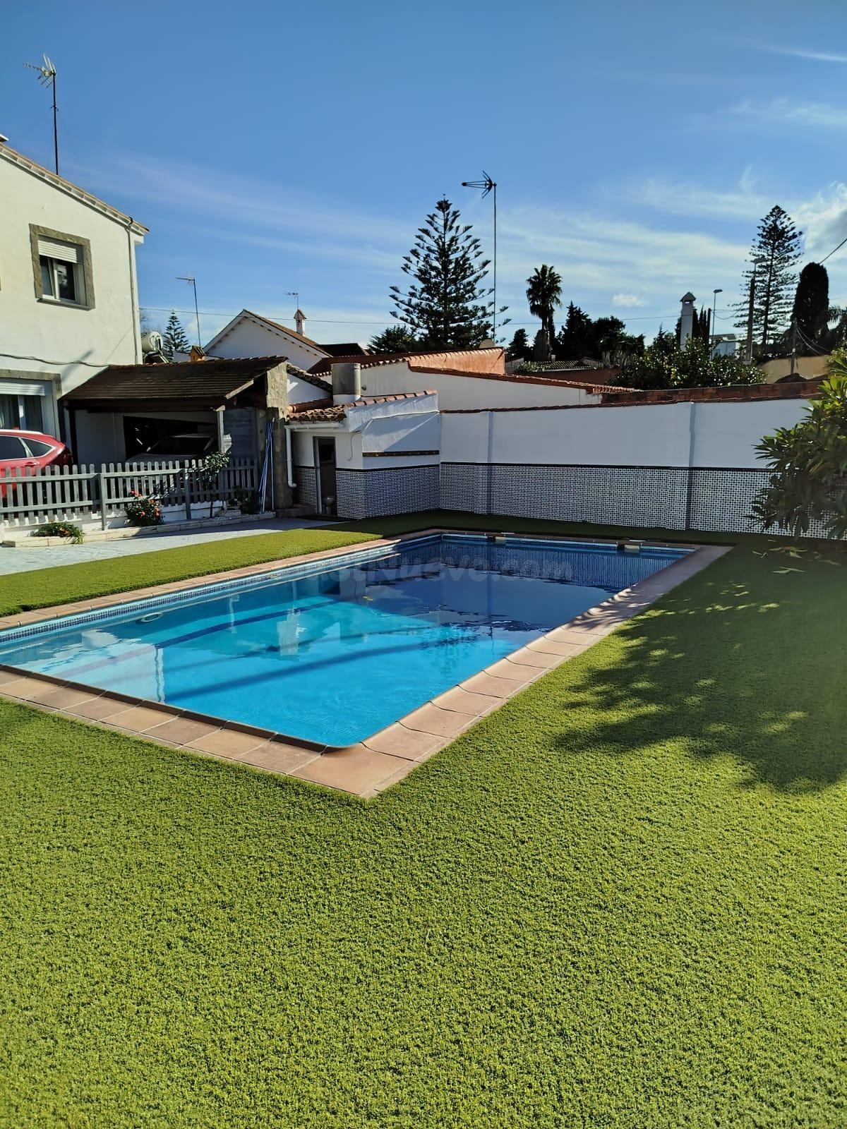 CHALET INDEPENDIENTE EN LA COLONIA SAN MIGUEL