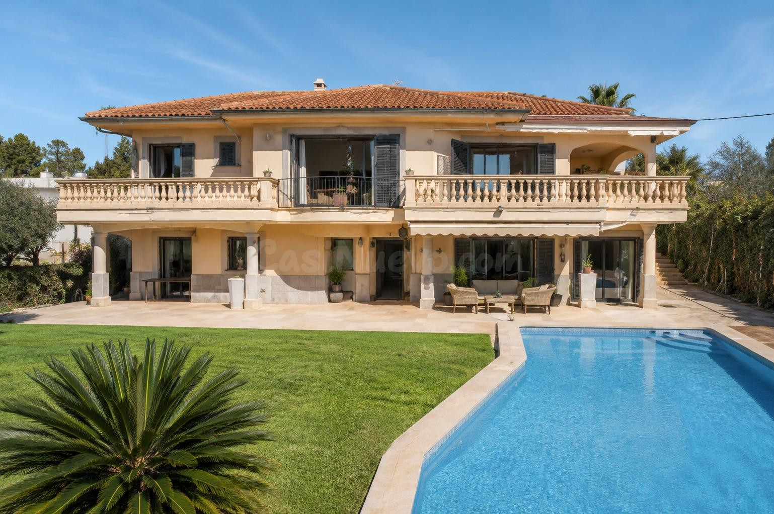 EXCLUSIVA VILLA CON VISTAS A LA BAHÍA DE PALMA EN MARRATXI - foto 4