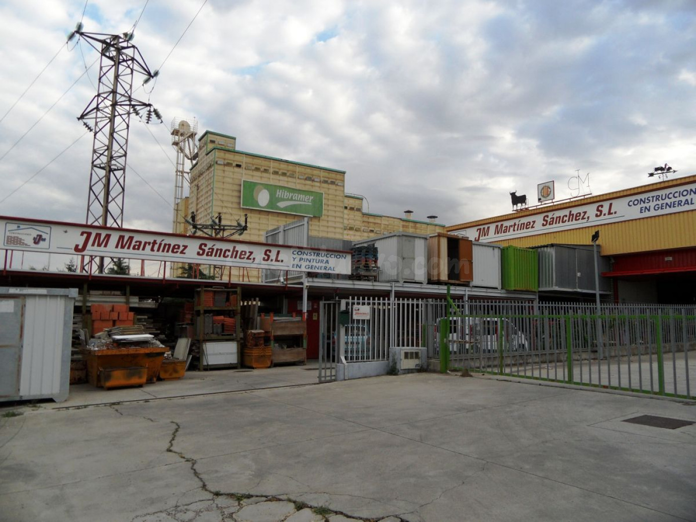 A LA VENTA NAVE EN POLIGONO DE SAN CRISTOBAL