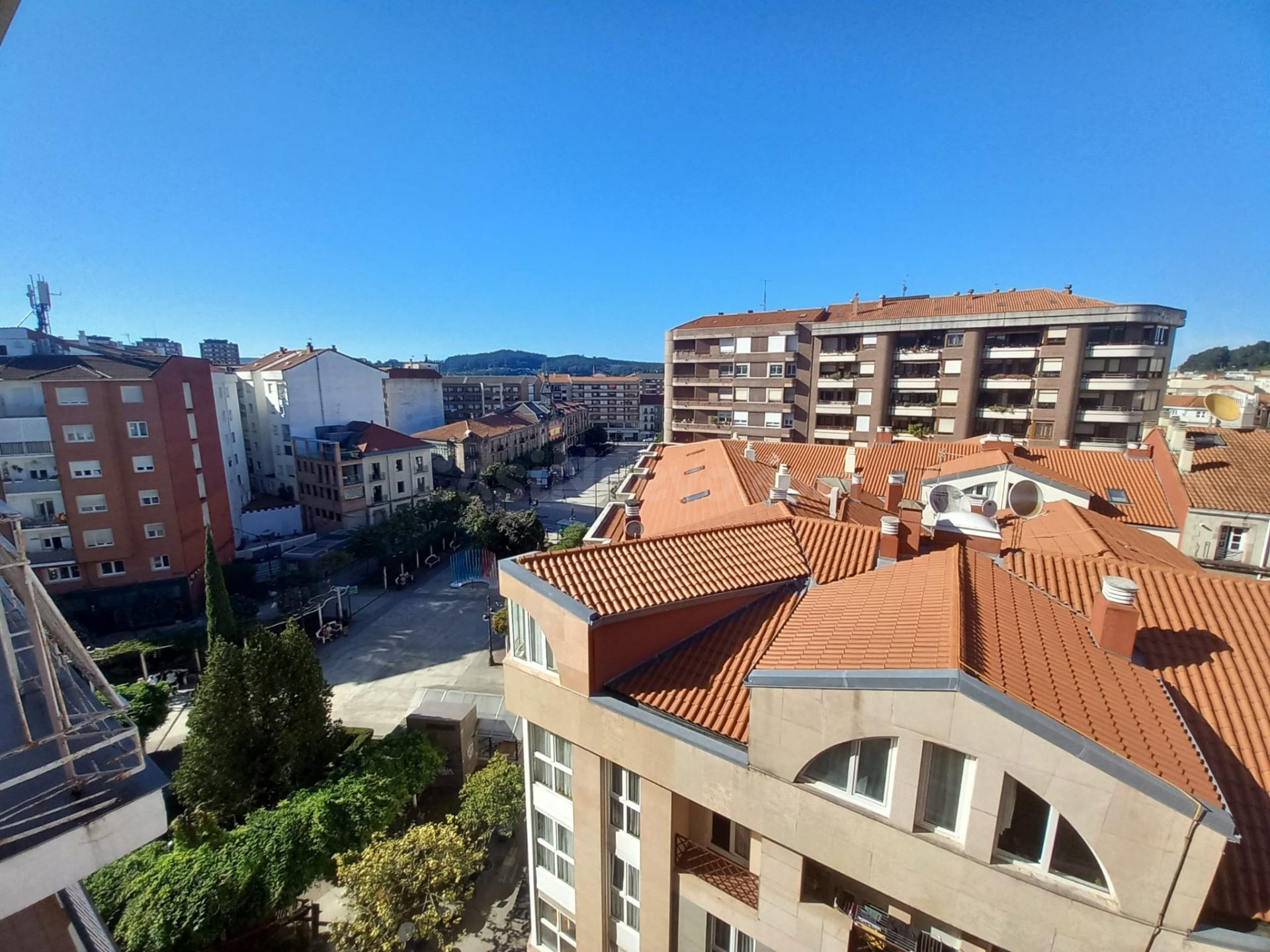 Piso en alquiler en Torrelavega - foto 4