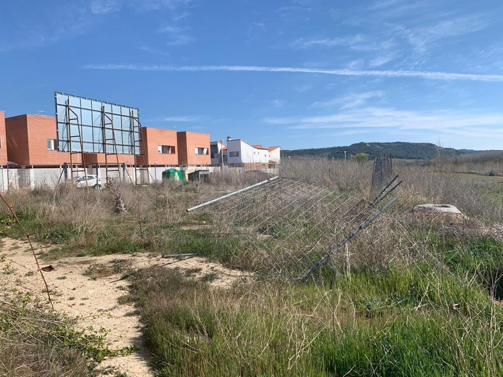 VENTA DE SOLAR DOTACIONAL EN CABEZON DE PISUERGA