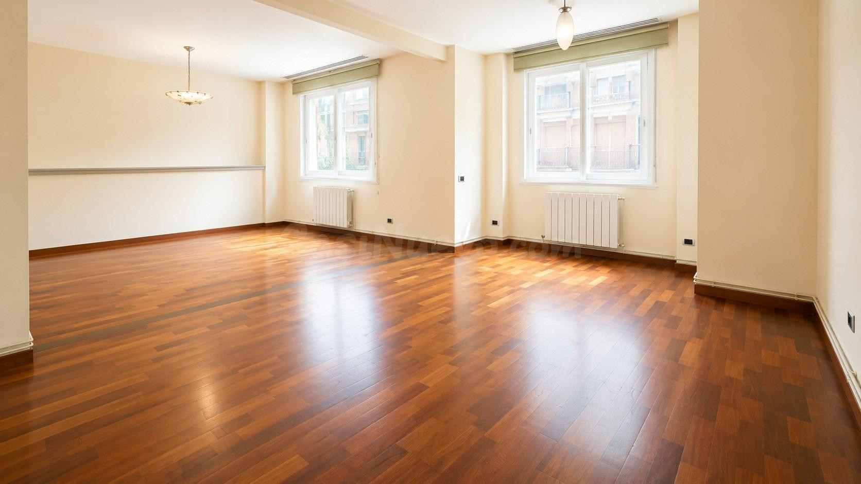 Piso en venta señorial con gran potencial junto a Avinguda Diagonal - Sant Gervasi – Galvany