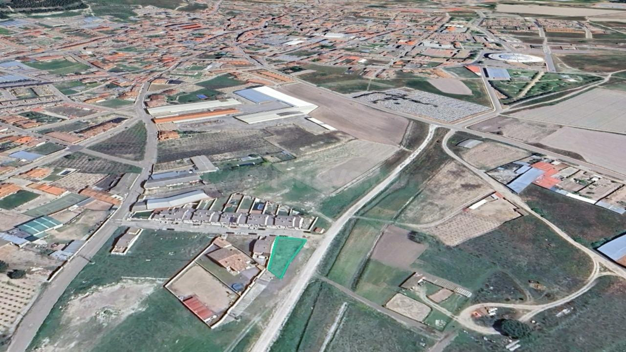 MONCASA VENDE TERRENO URBANO EN ISCAR