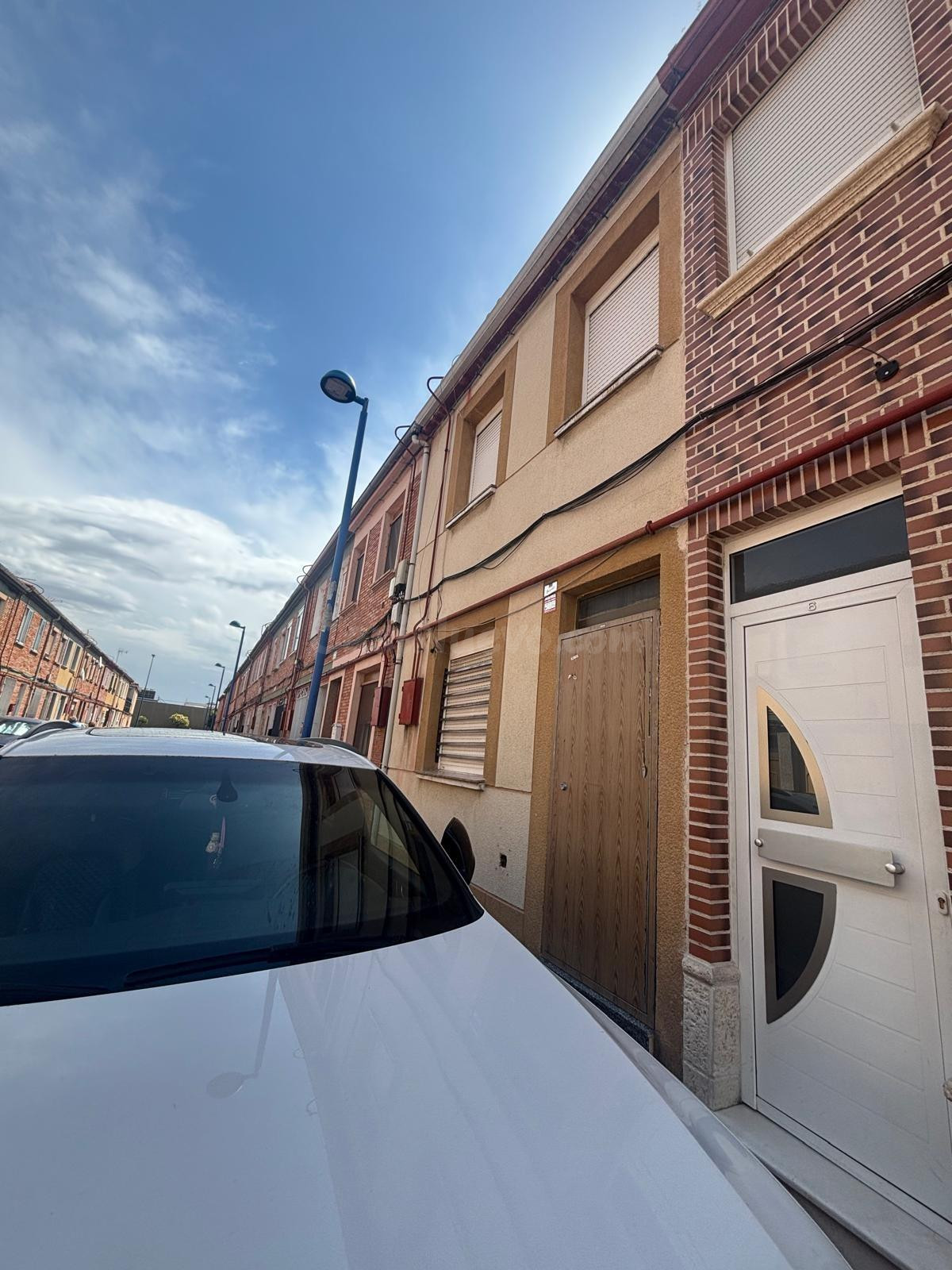 VENTA CASA EN BARRIO ESPAÑA