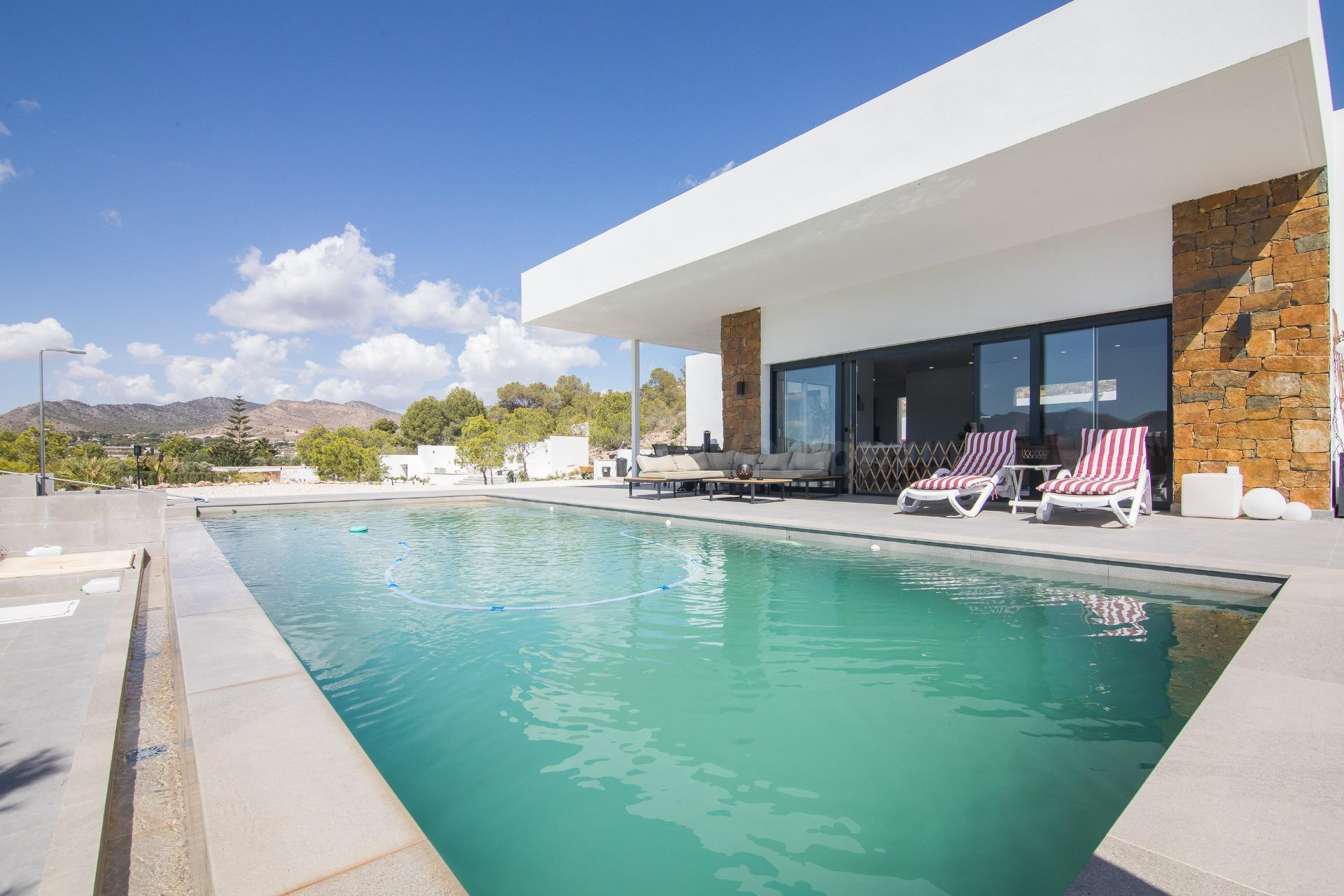 ¡¡ESPECTACULAR CHALET!! EN LA ROMANA