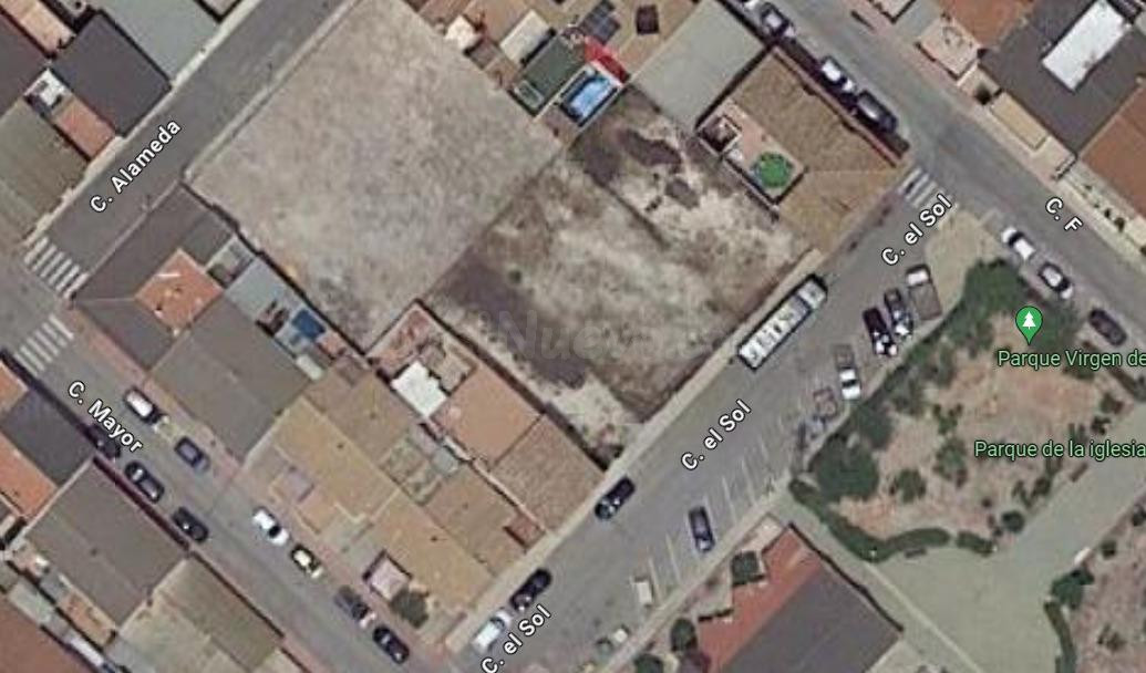 PARCELA URBANA EN ESTACIÓN  DE BLANCA