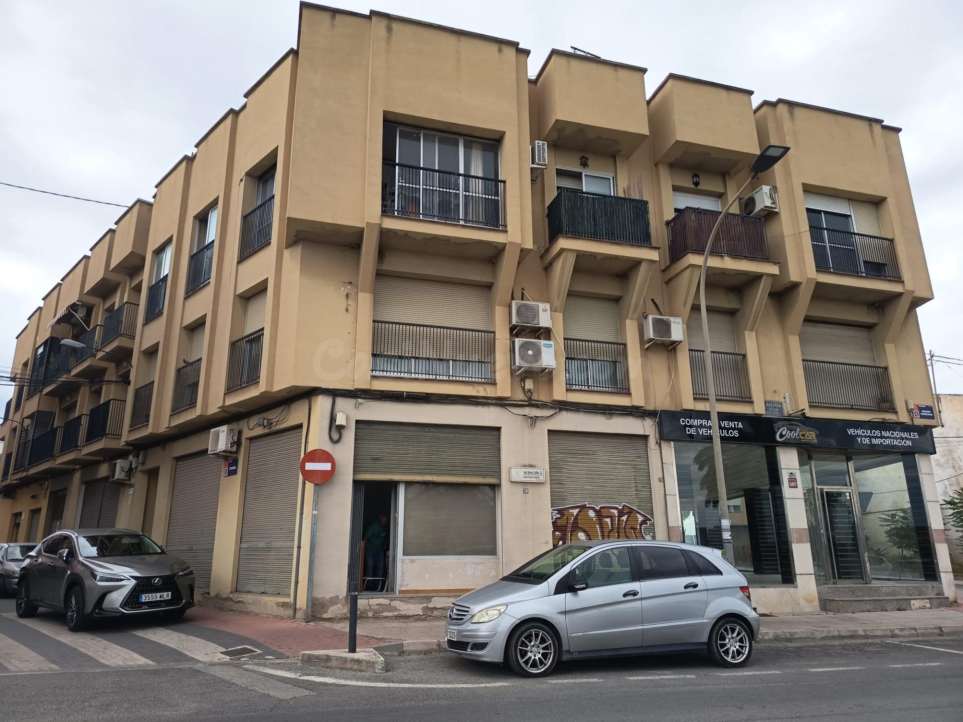 Local con gran potencial para convertir en vivienda junto a Av. Región Murciana