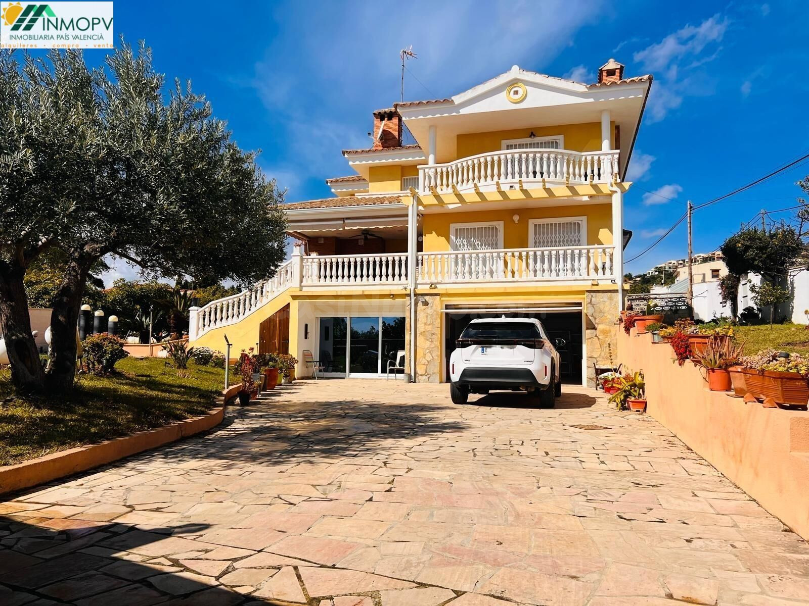 SE VENDE BONITA VILLA EN LA URBANIZACION LA CLOSA - CLUB DE TENIS VINARÒS!