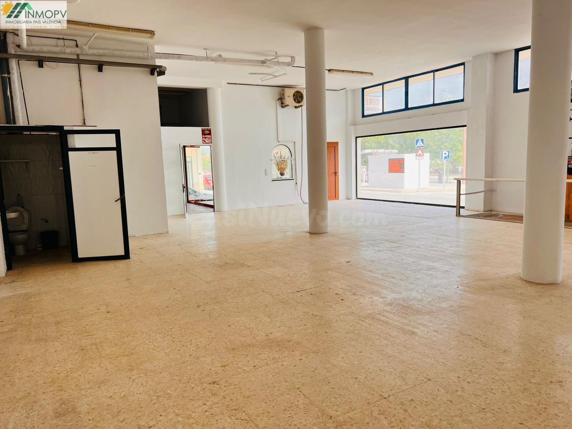 EN VENTA LOCAL COMERCIAL DE 358 M2 ZONA RIO CERVOL VINARÒS!