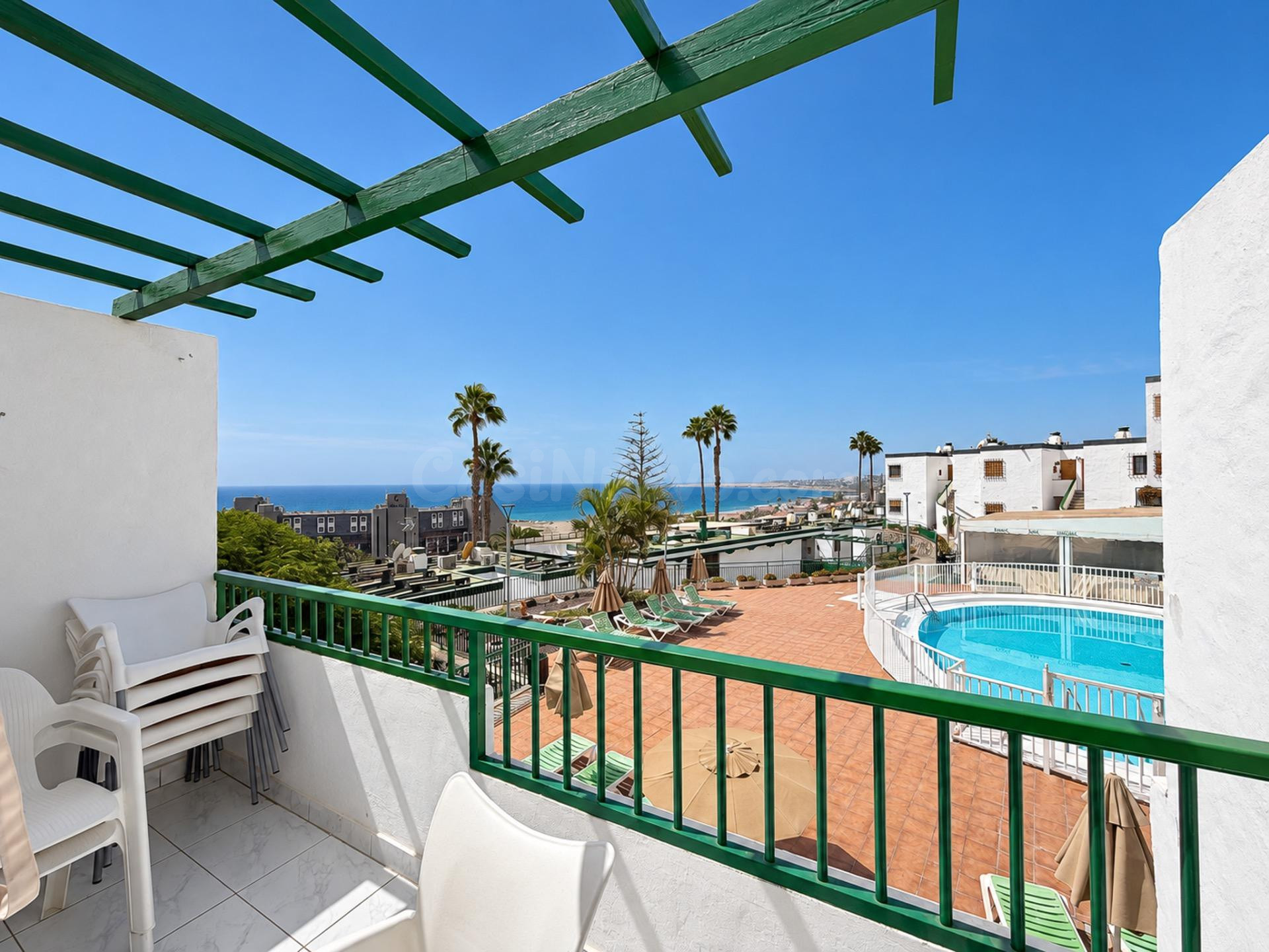 Apartamento con vistas al mar en alquiler de temporada 2026–2027 – Complejo Flamboyán, San Agustín