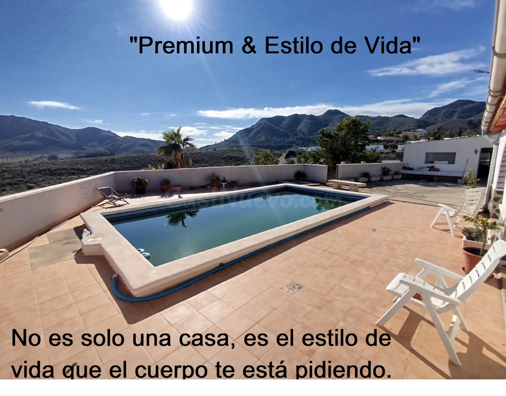 Finca con Alma en Leiva: 6.800m2 de Olivos, Piscina y el Mar a 12 Minutos....
