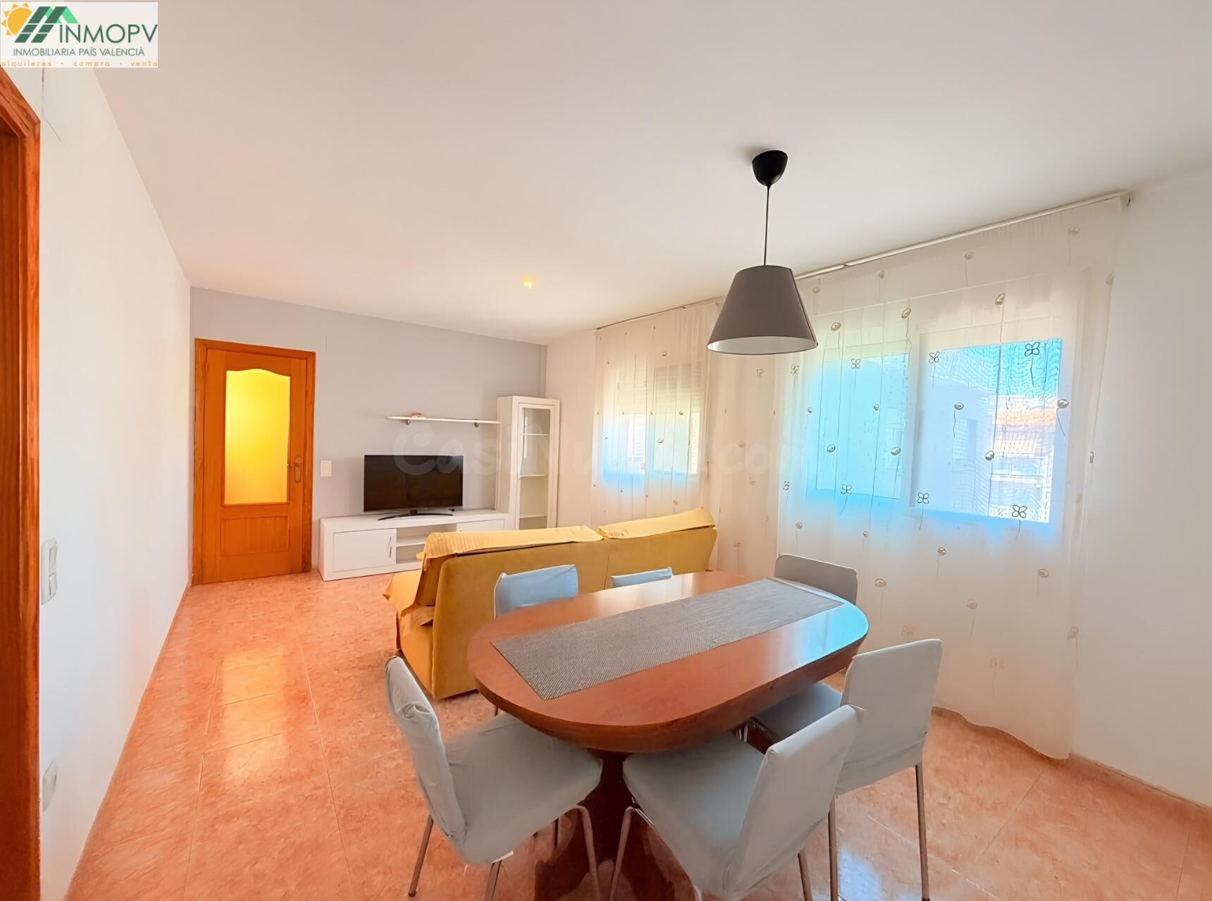 PISO DE 2 DORMITORIOS, 2 BAÑOS ZONA CENTRO VINARÒS!