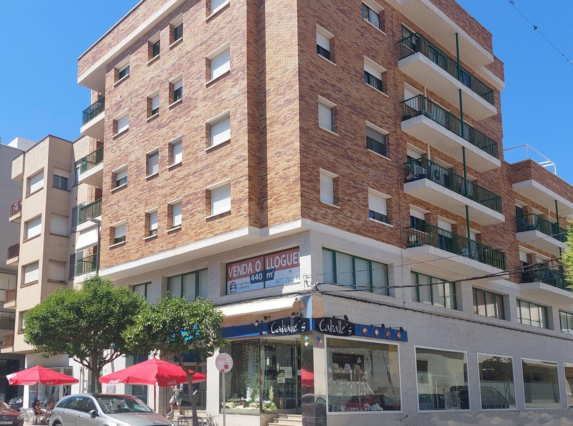 Oficina -Av. La Ràpita-