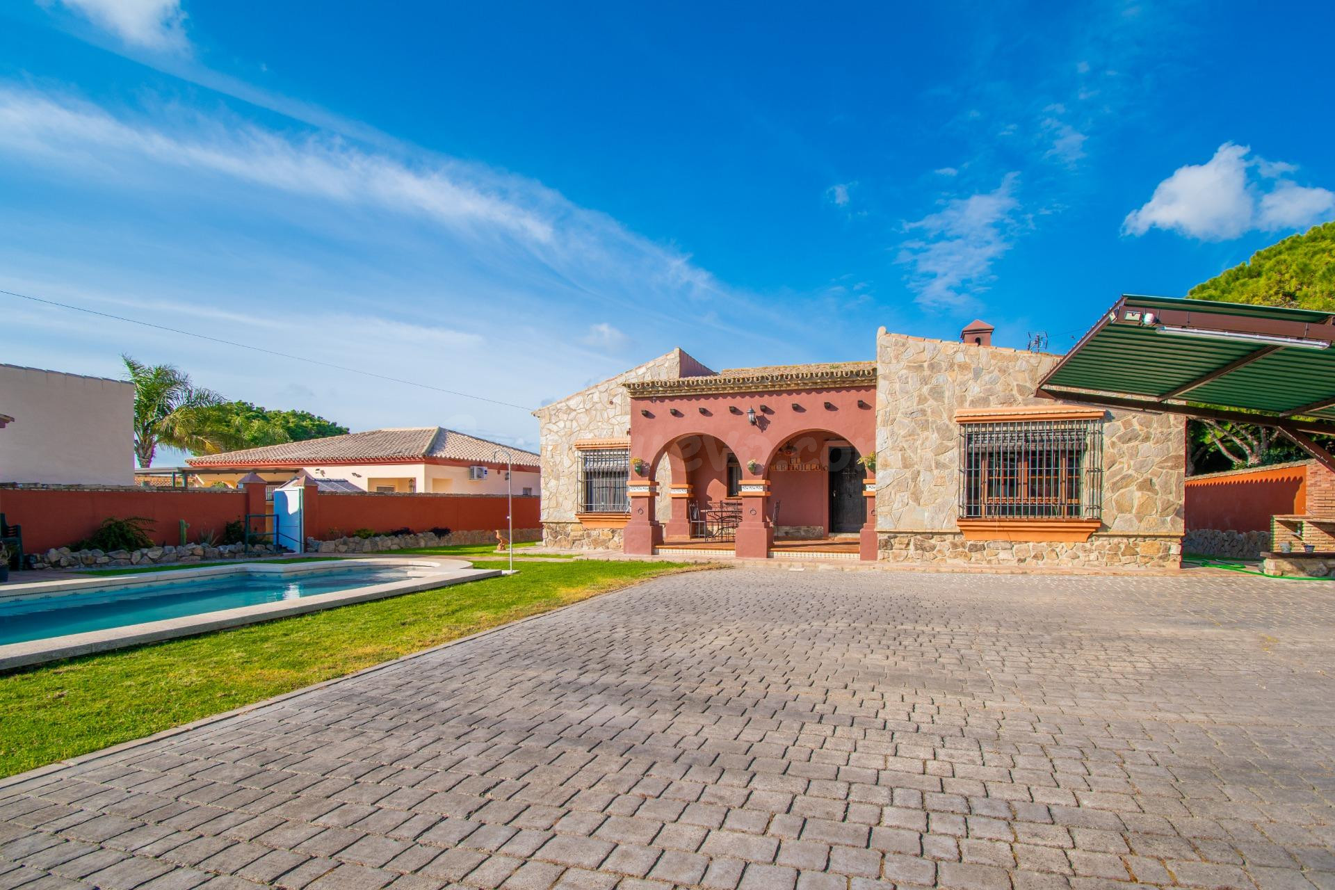 PRECIOS CHALET EN LA ZONA DE LA RANA VERDE