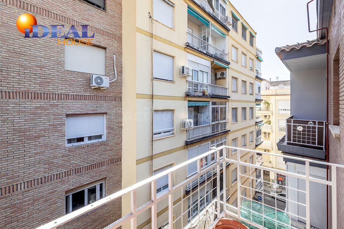 AMPLIO PISO JUNTO GRAN CAPITAN