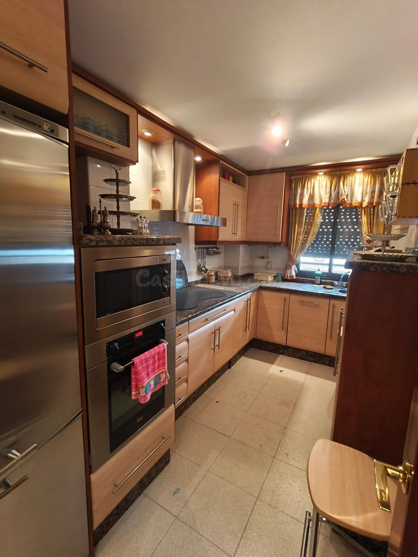 VIVIENDA EN ZONA CAIRO (GARAJE , TRASTERO, ASCENSOR Y TERRAZA)