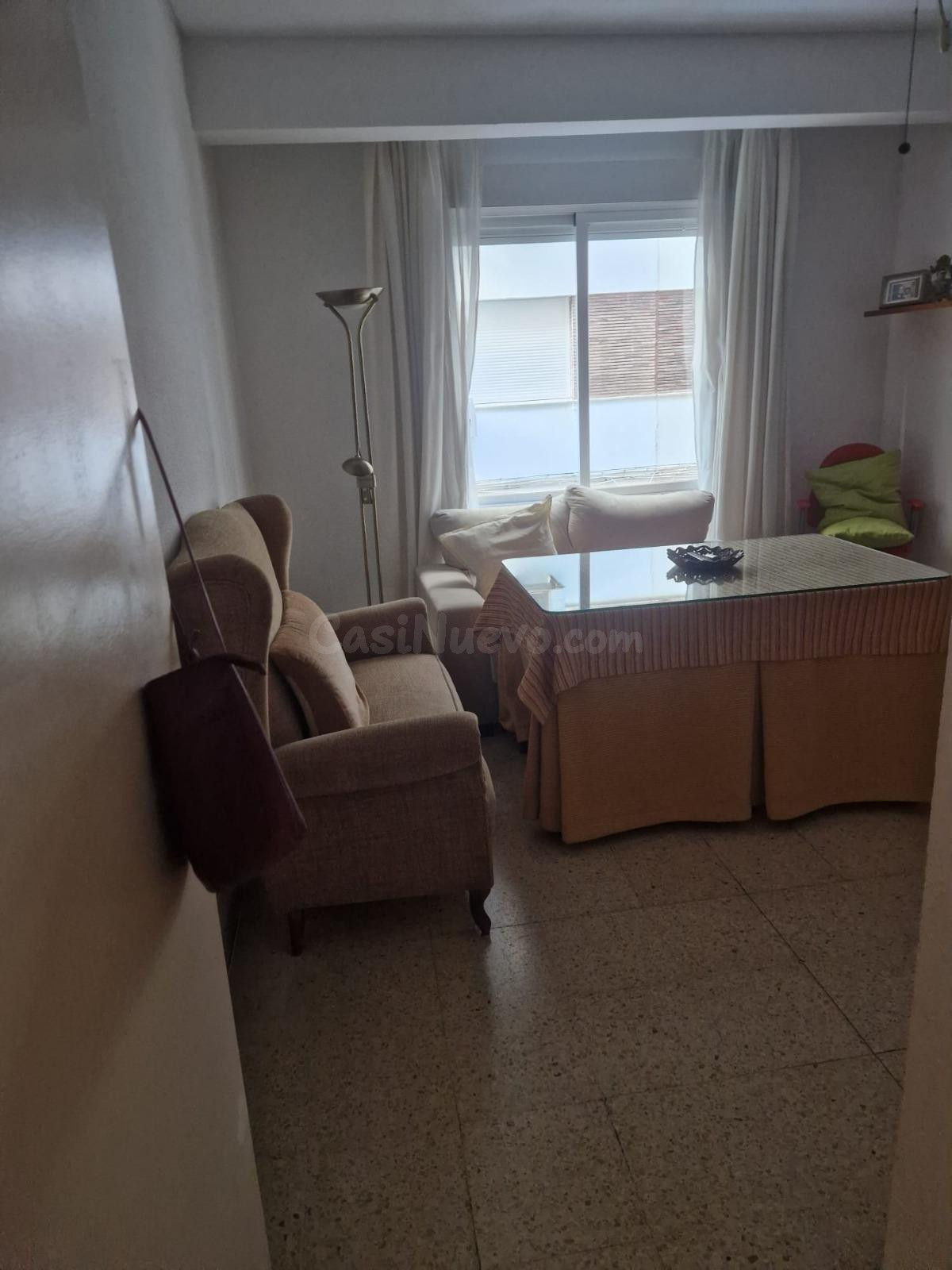 Amplio Piso en Vallellano, Córdoba - Oportunidad de Reforma  - foto 2