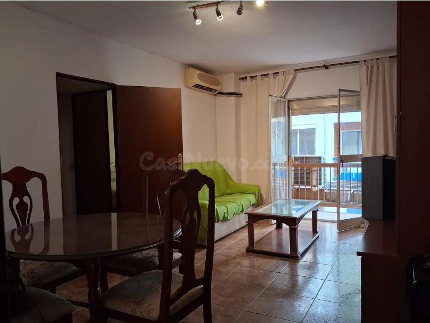 Amplio piso en Arcángel, Córdoba - Oportunidad de reforma por €125000