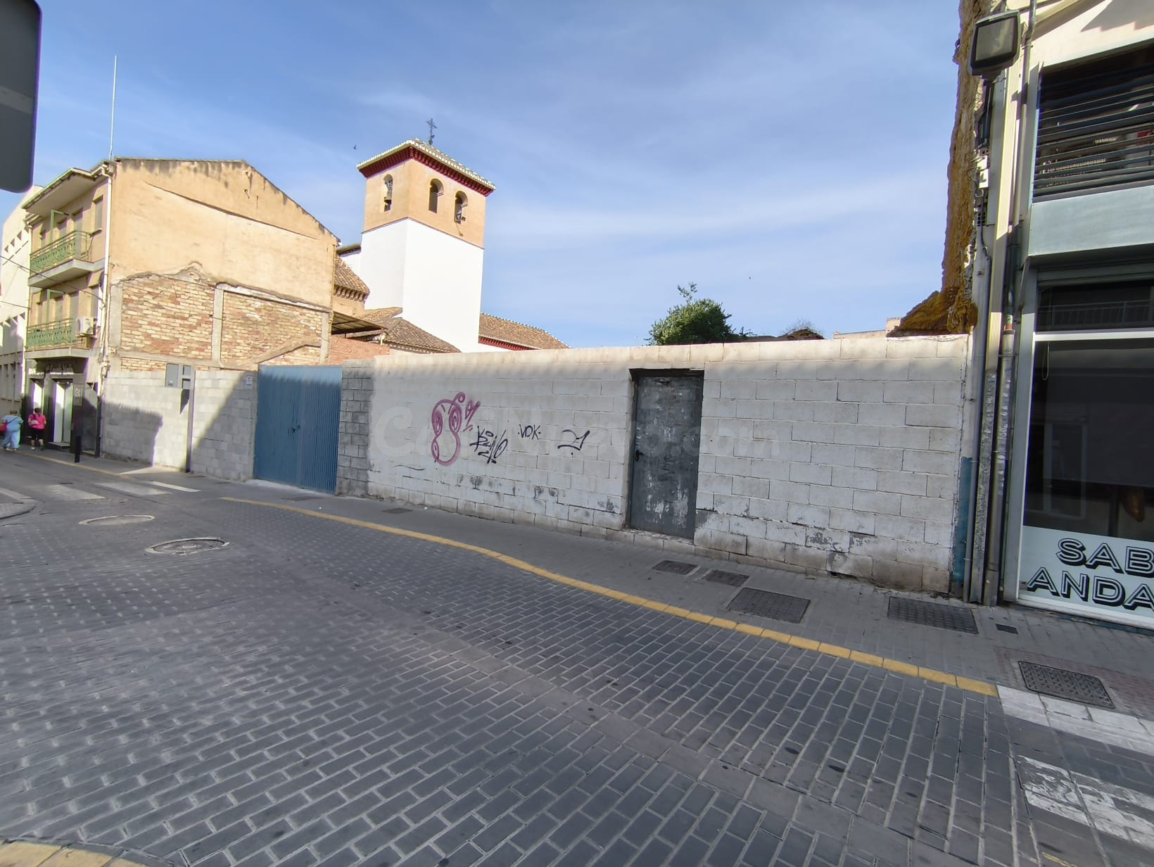 Solar 651m² en venta - Zona metropolitana
