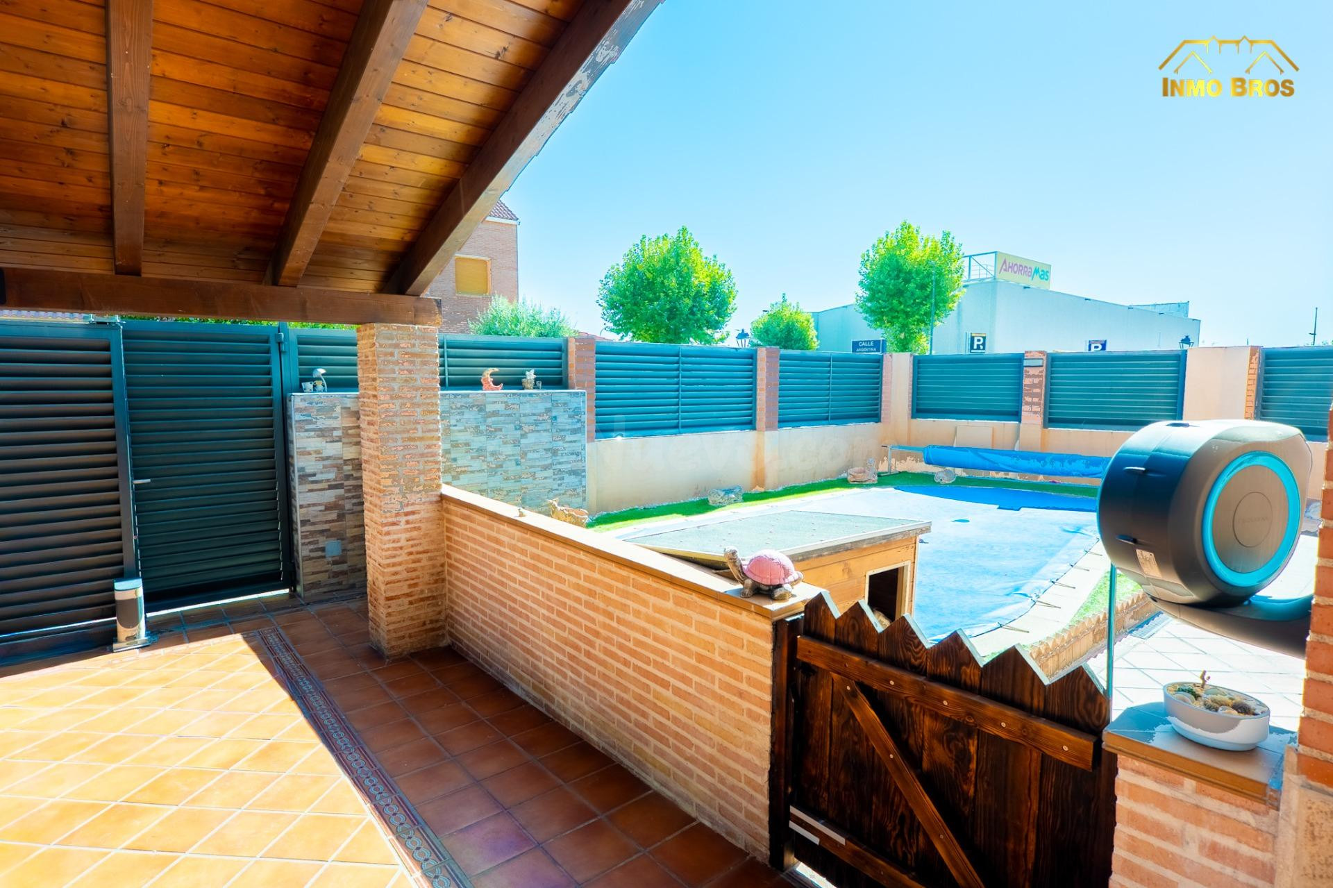 Excepcional Chalet en Alovera - Perfecto para Entrar a Vivir