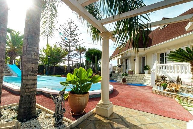 CHALET A LA VENTA EN SAN VICENTE DEL RASPEIG