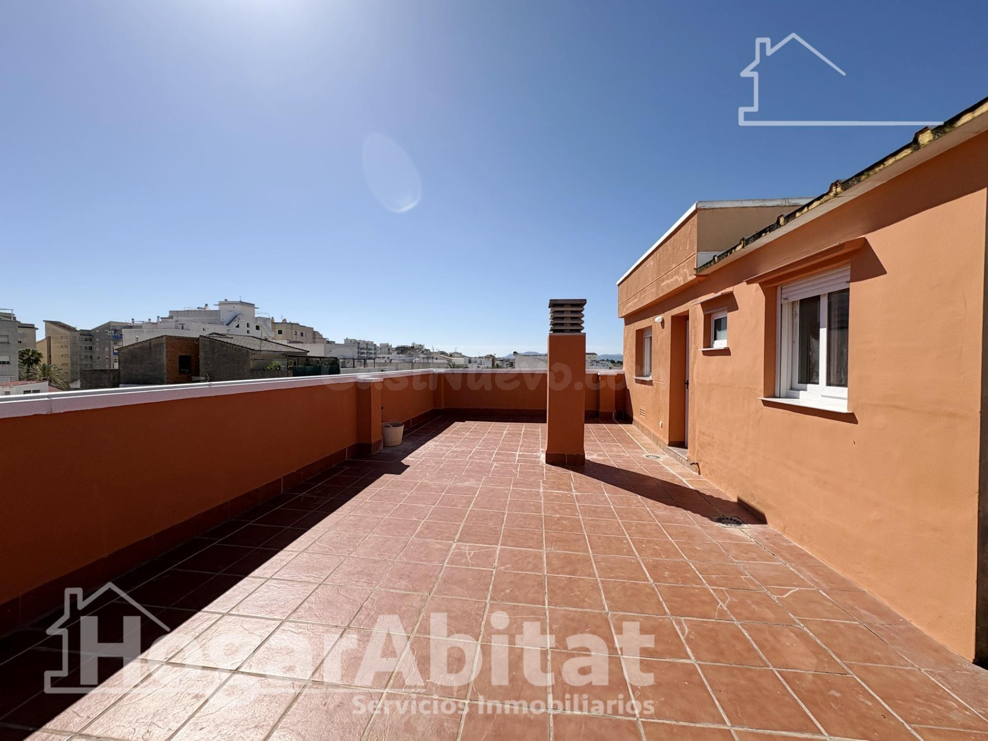 ¡PLAYA DE DAIMUS! ÁTICO DÚPLEX ACOGEDOR Y EXTERIOR CON BALCÓ - foto 5