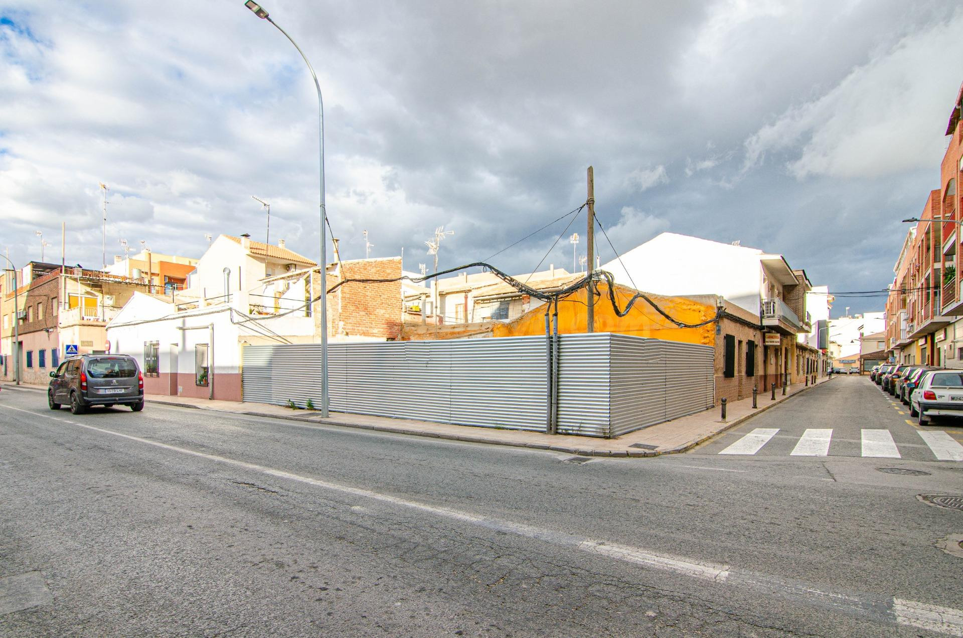 ¡Solar Urbano en Santomera, Ctra. Abanilla – Oportunidad Única para Construir Tu Hogar!