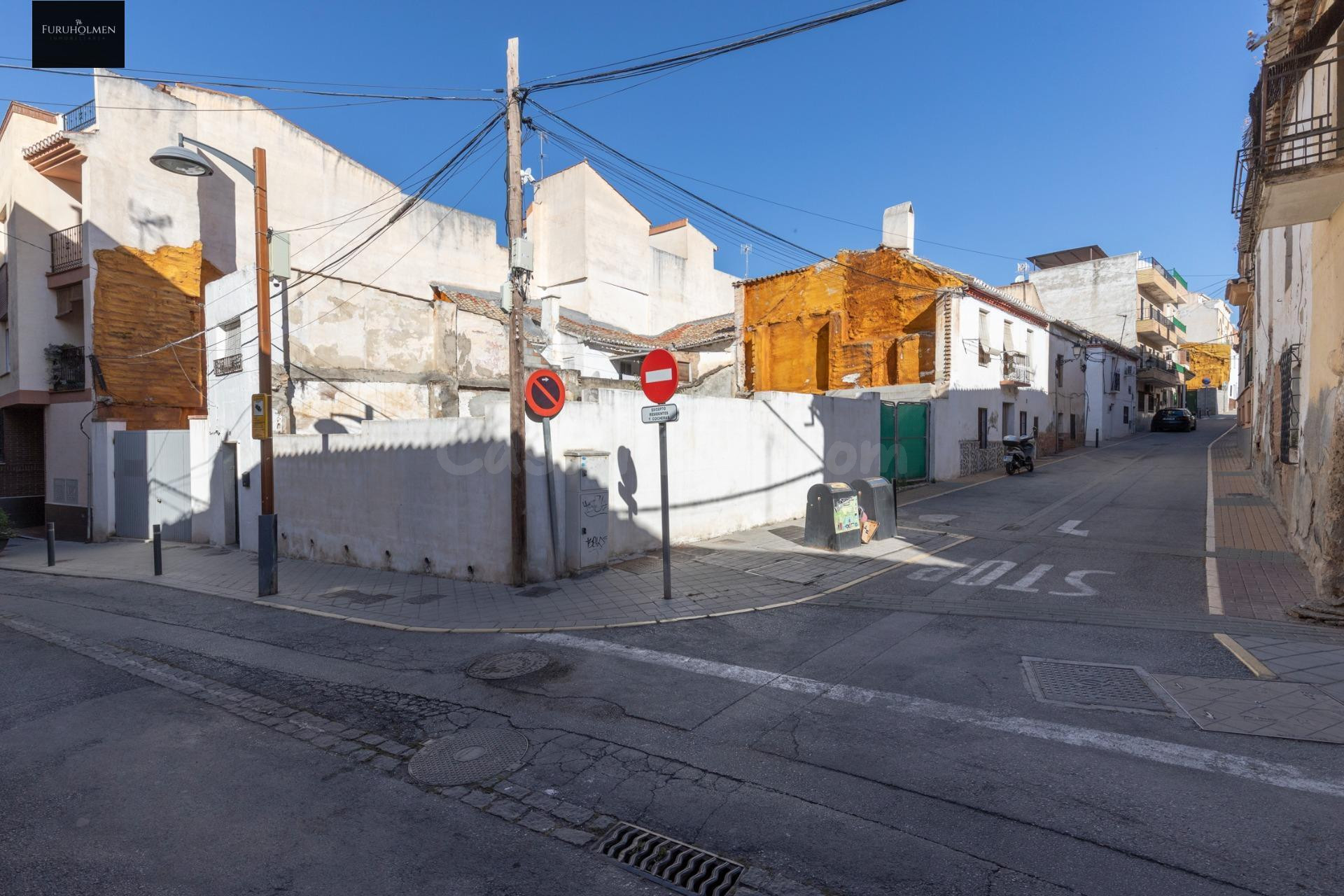 Parcela en Venta con Alto Potencial de Edificación en Peligros