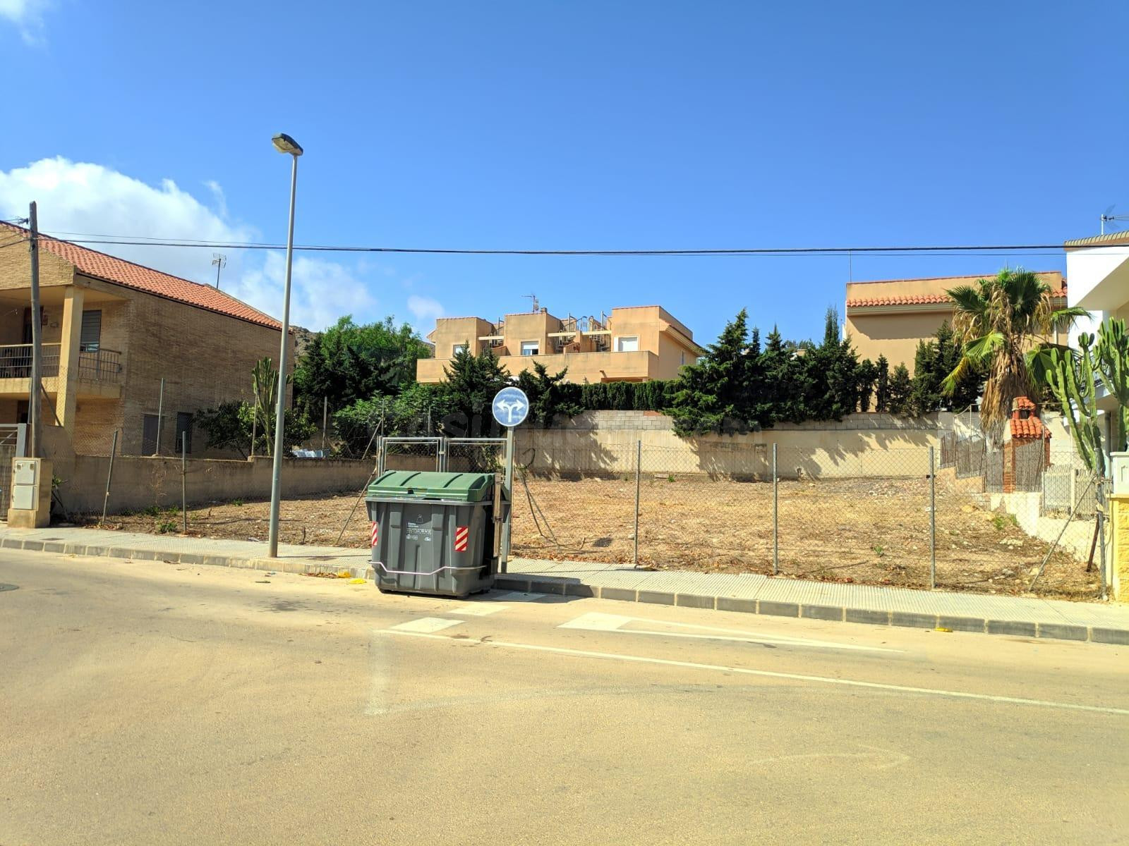 Terreno urbano en venta - CARMOLÍ