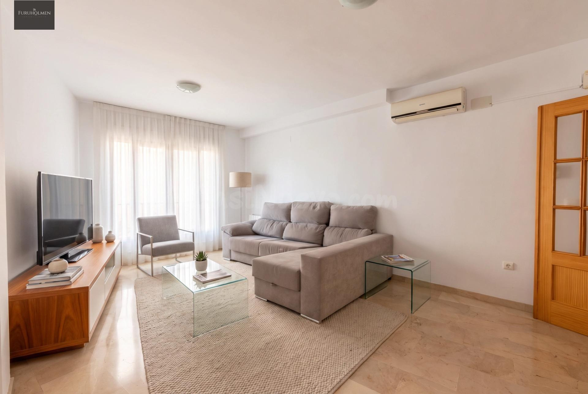 ESPECTACULAR TRIPLEX CON GARAJE Y TRASTERO EN MONACHIL