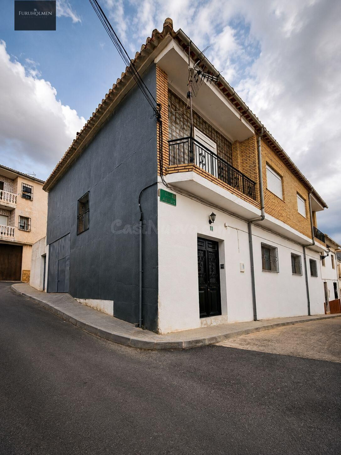 GRAN CASA DE PUEBLO EN TORRE CARDELA