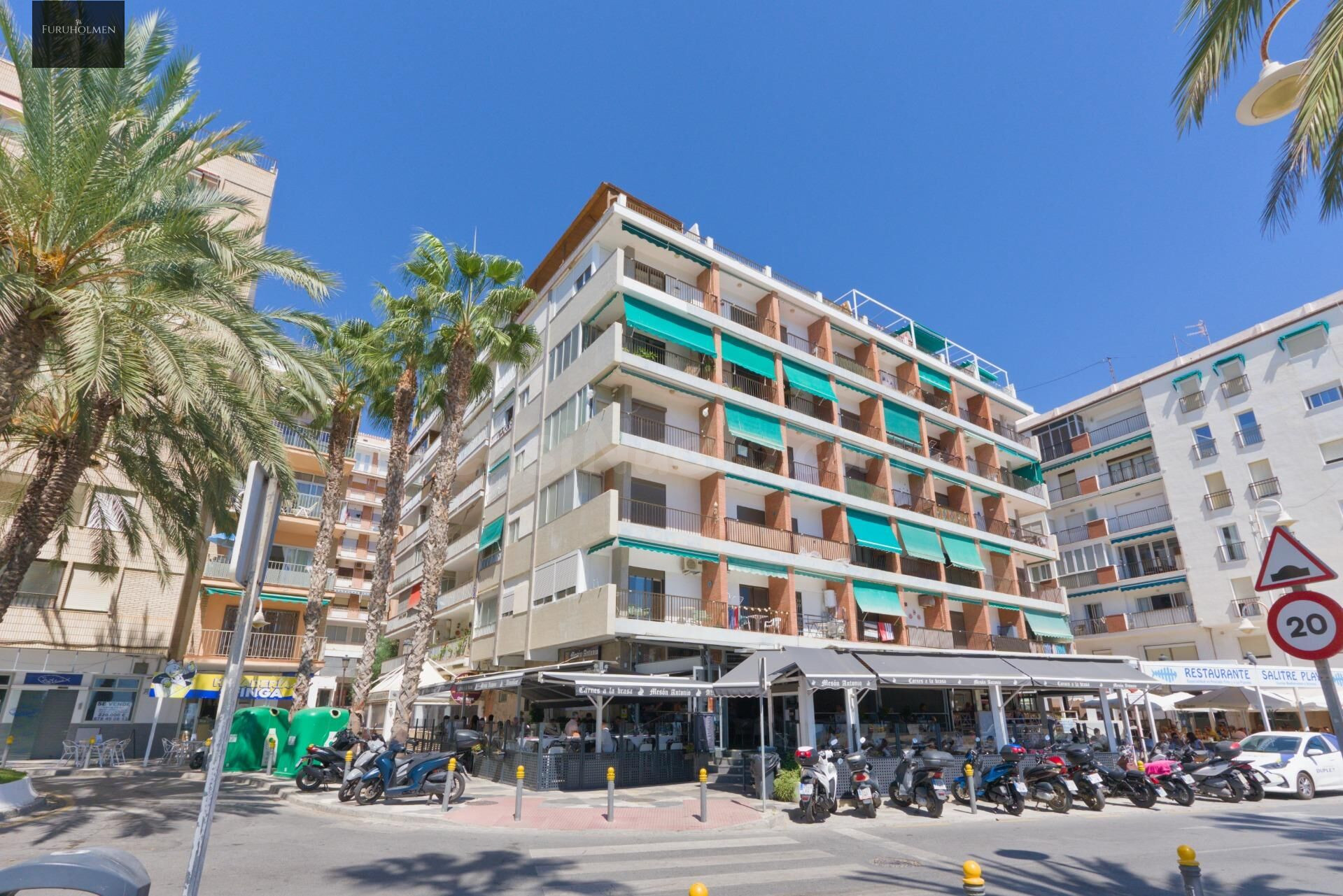 Piso 3 dormitorios en pleno centro del Almuñécar junto a la playa