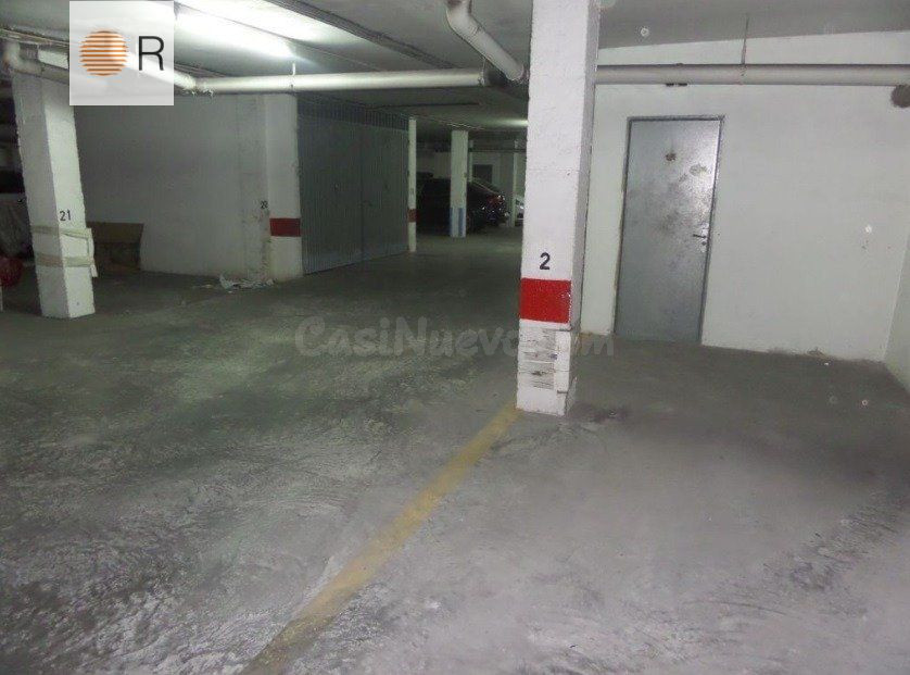 PARKING CON TRASTERO CERRADO Y POSIBILIDA DE CERRAR TODA LA PLAZA