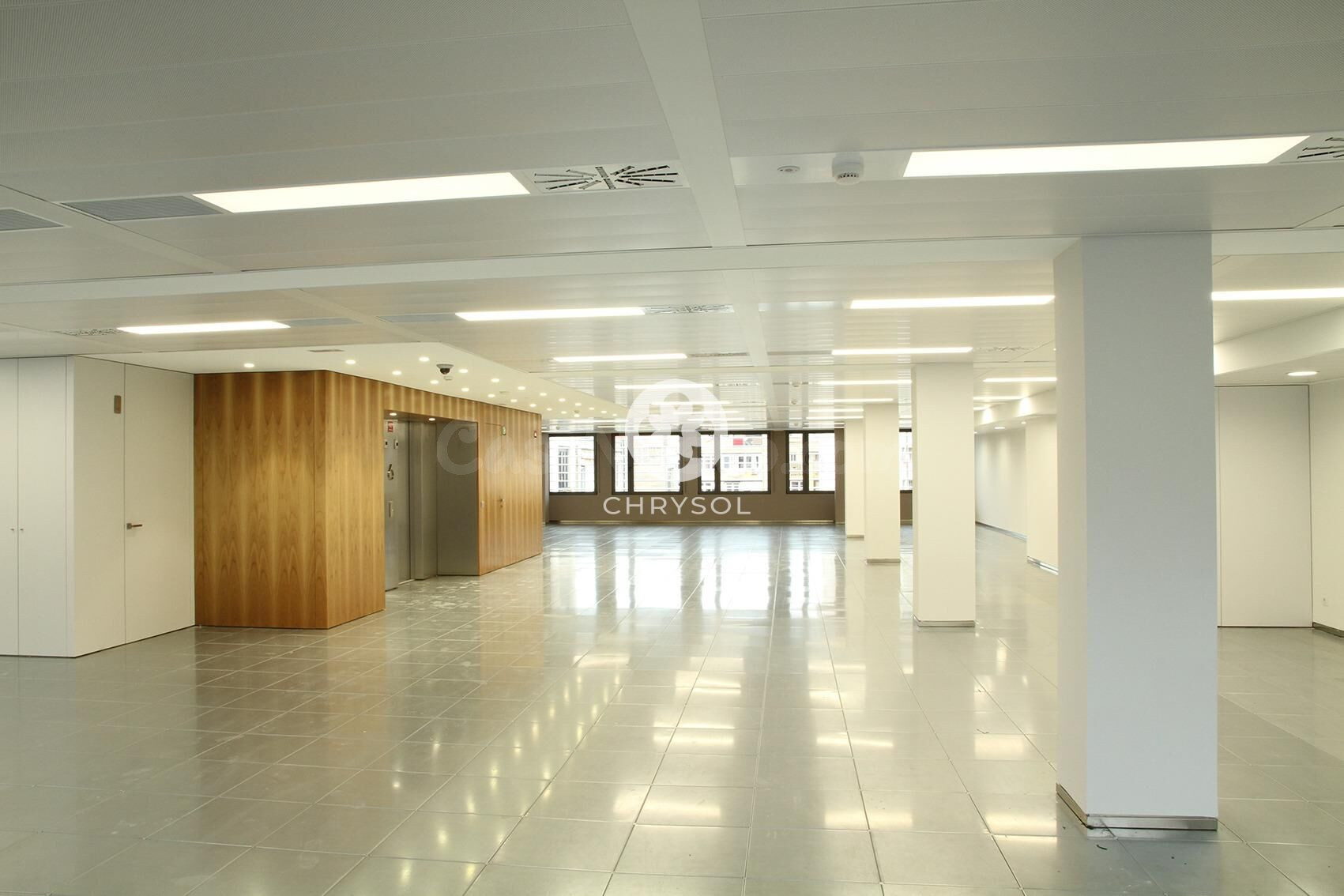 Oficina en alquiler. - foto 2