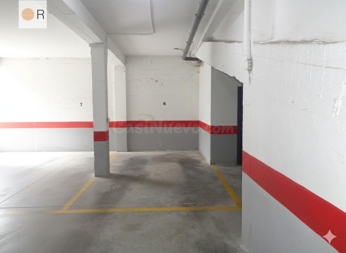 ¡Oportunidad Única! Parking y trastero en Córdoba - Av. Barcelona, Ideal para tu Vehículo