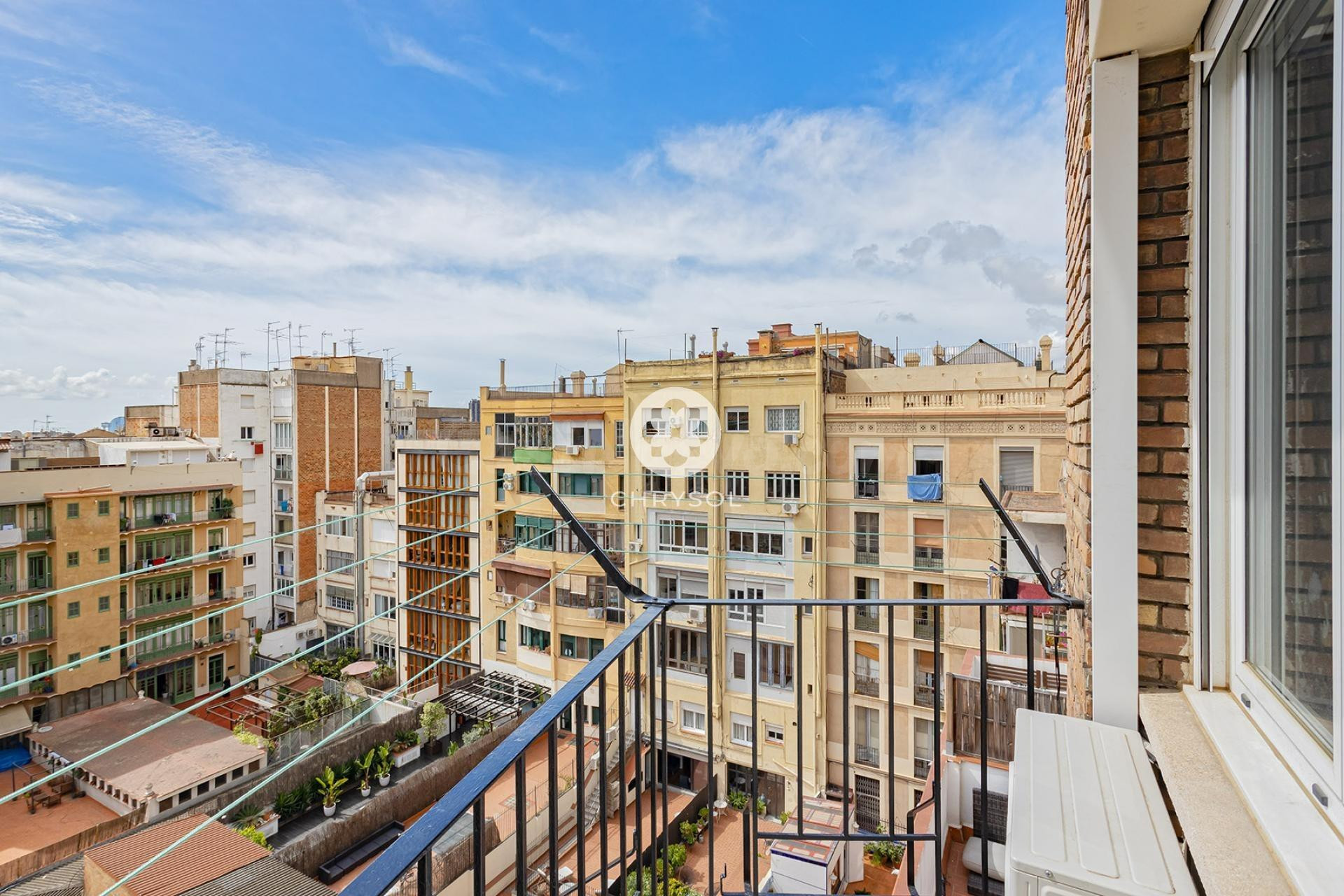 Acogedor Piso en Venta en Carrer Aragó - Eixample