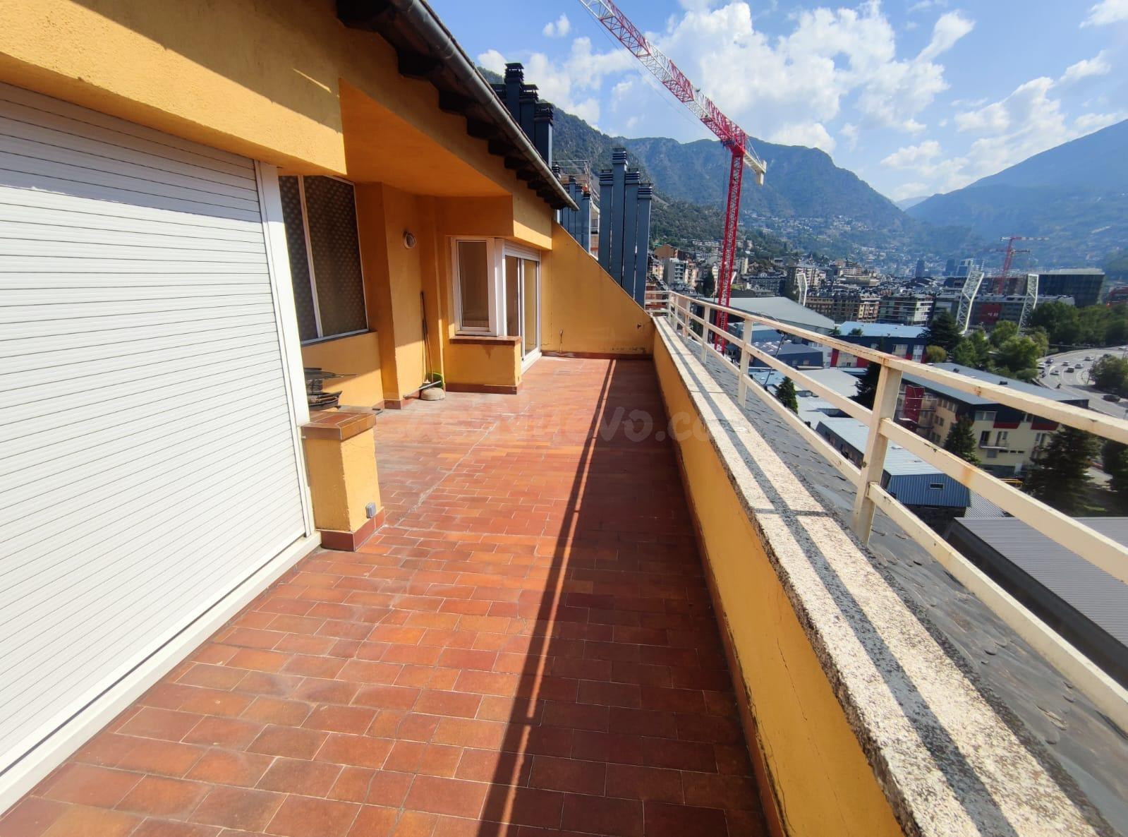 Ático en Alquiler en una Ubicación Privilegiada - Ideal para - foto 2