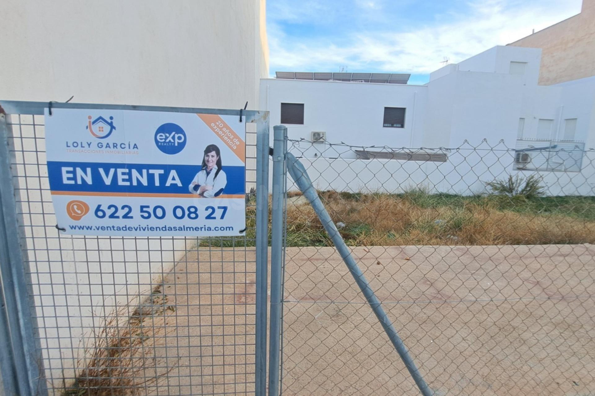Solar urbano en venta en Níjar, Almería