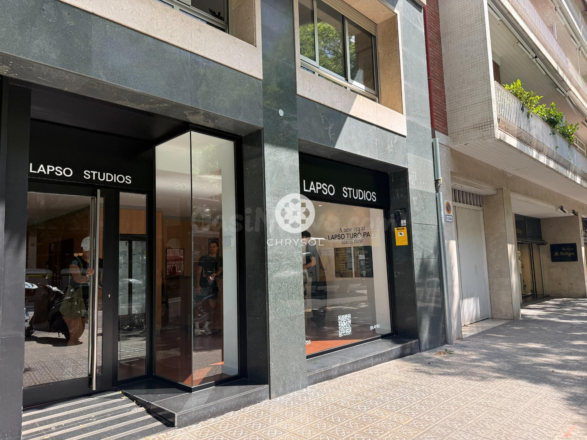 LOCAL COMERCIAL EN RENTABILIDAD EN TURO PARC - INVERSIÓN PRIME EN BARCELONA