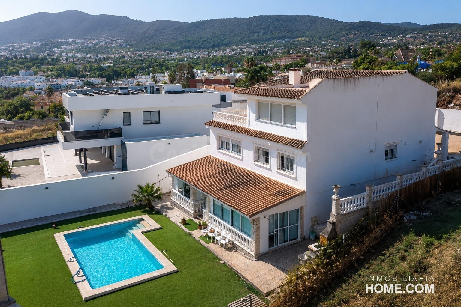 Villa Exclusiva en Alhaurín de la Torre – Zona Capellanía / Ermita del Cerro
