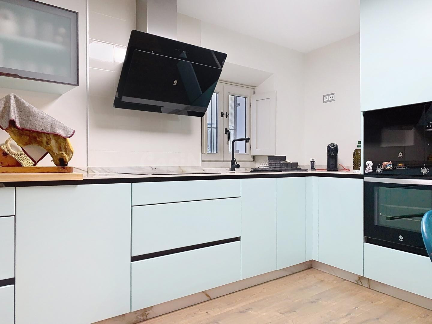 CASA DE PUEBLO con encanto Reformada y modernizada !!