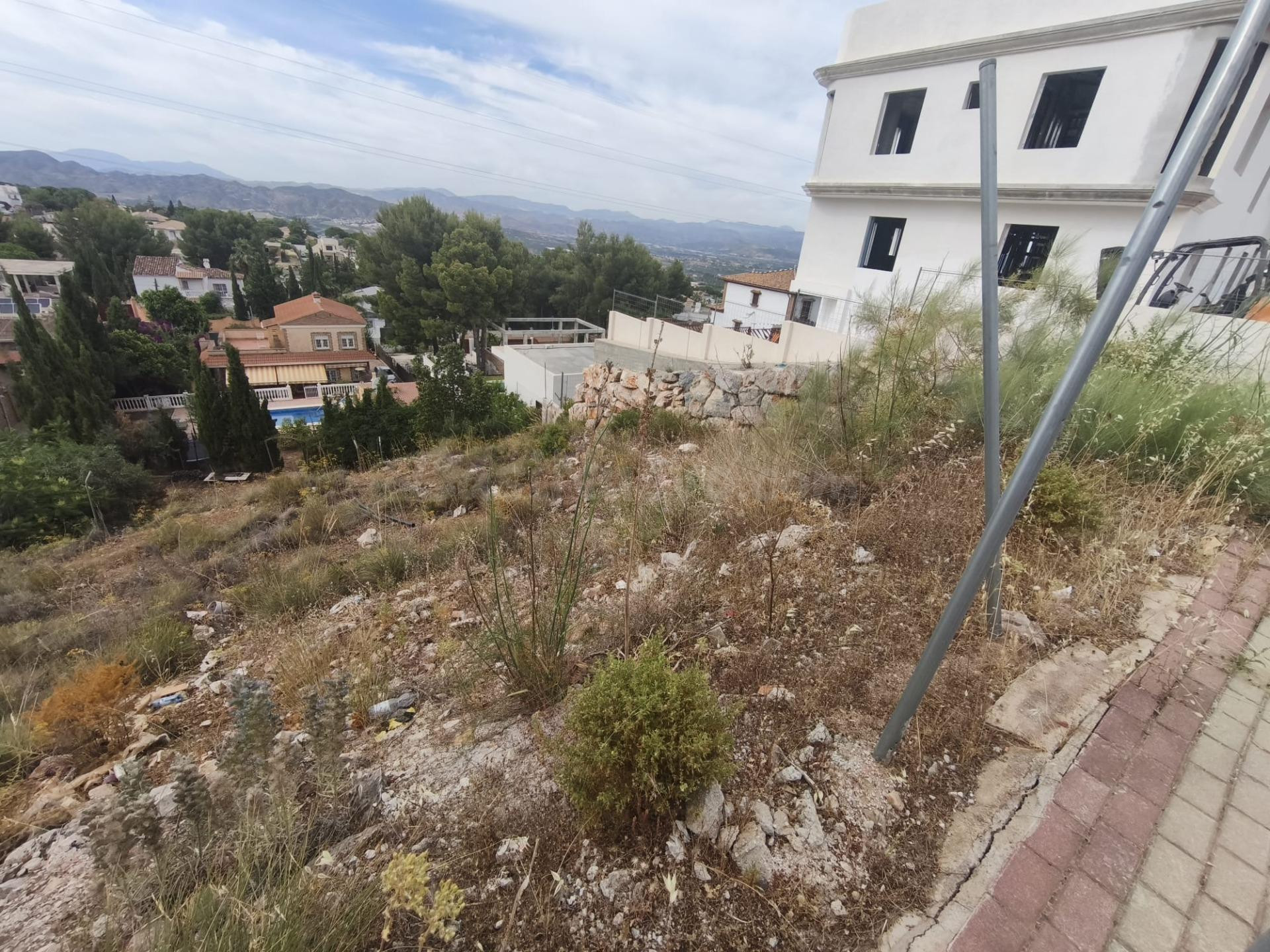 TERRENO URBANO PINOS DE ALHAURIN 36