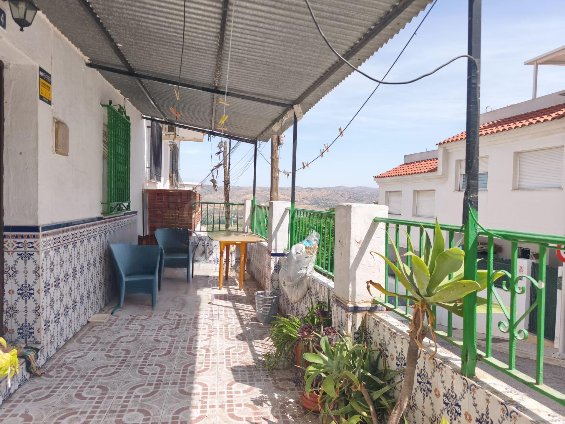 Casa de pueblo con gran terraza en Cártama