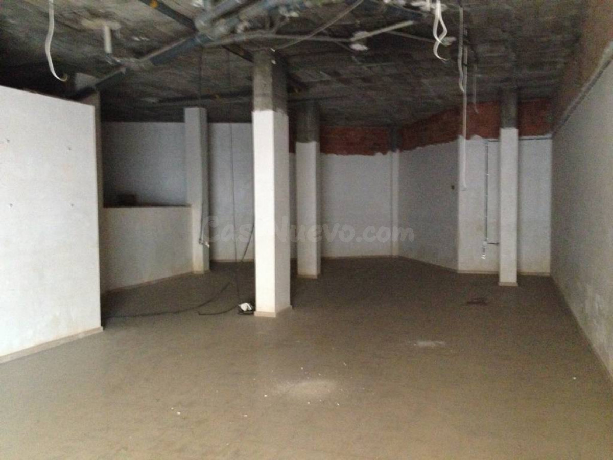 Local comercial 140m² en alquiler - Plaza - Almoster