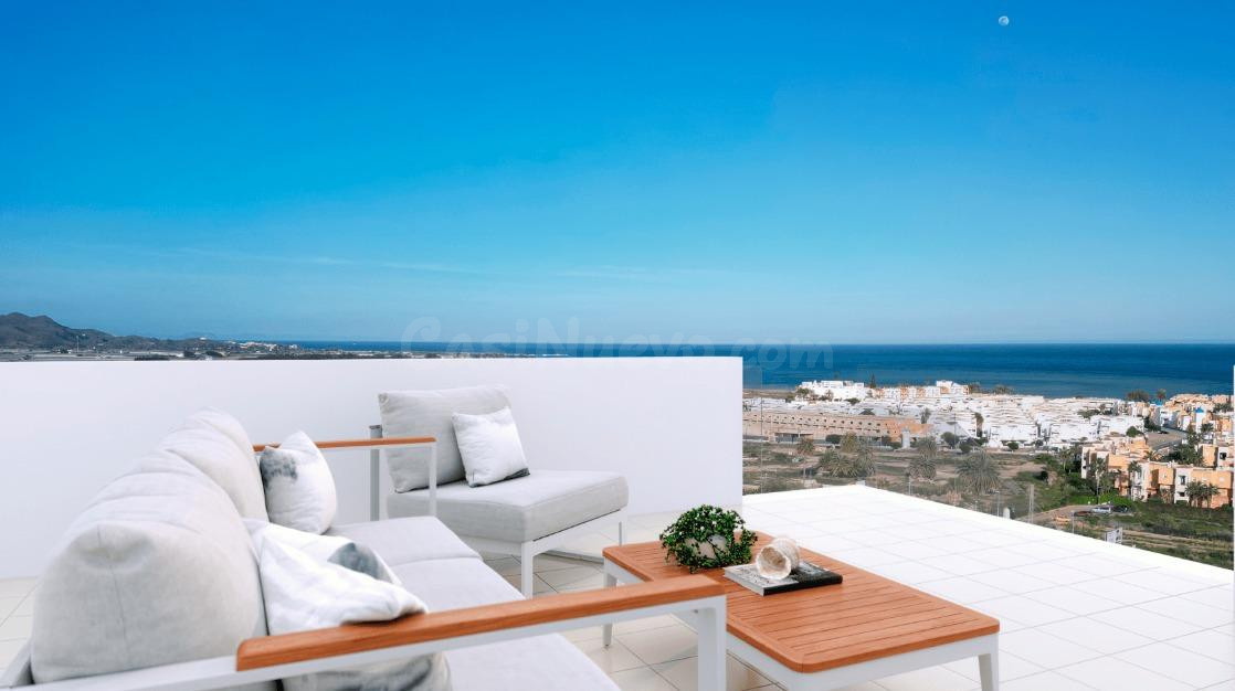 Miramar Hills: Tu Refugio Mediterráneo con Vistas Espectaculares
