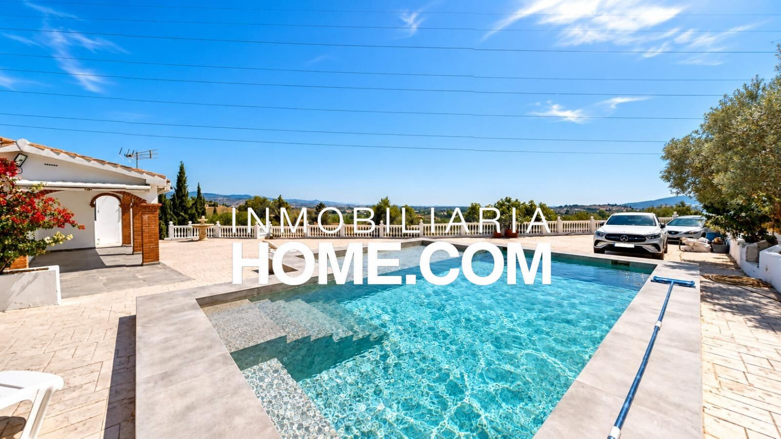 Finca independiente reformada con 2.528 m2, piscina y vistas vistas panorámicas HIPOTECABLE