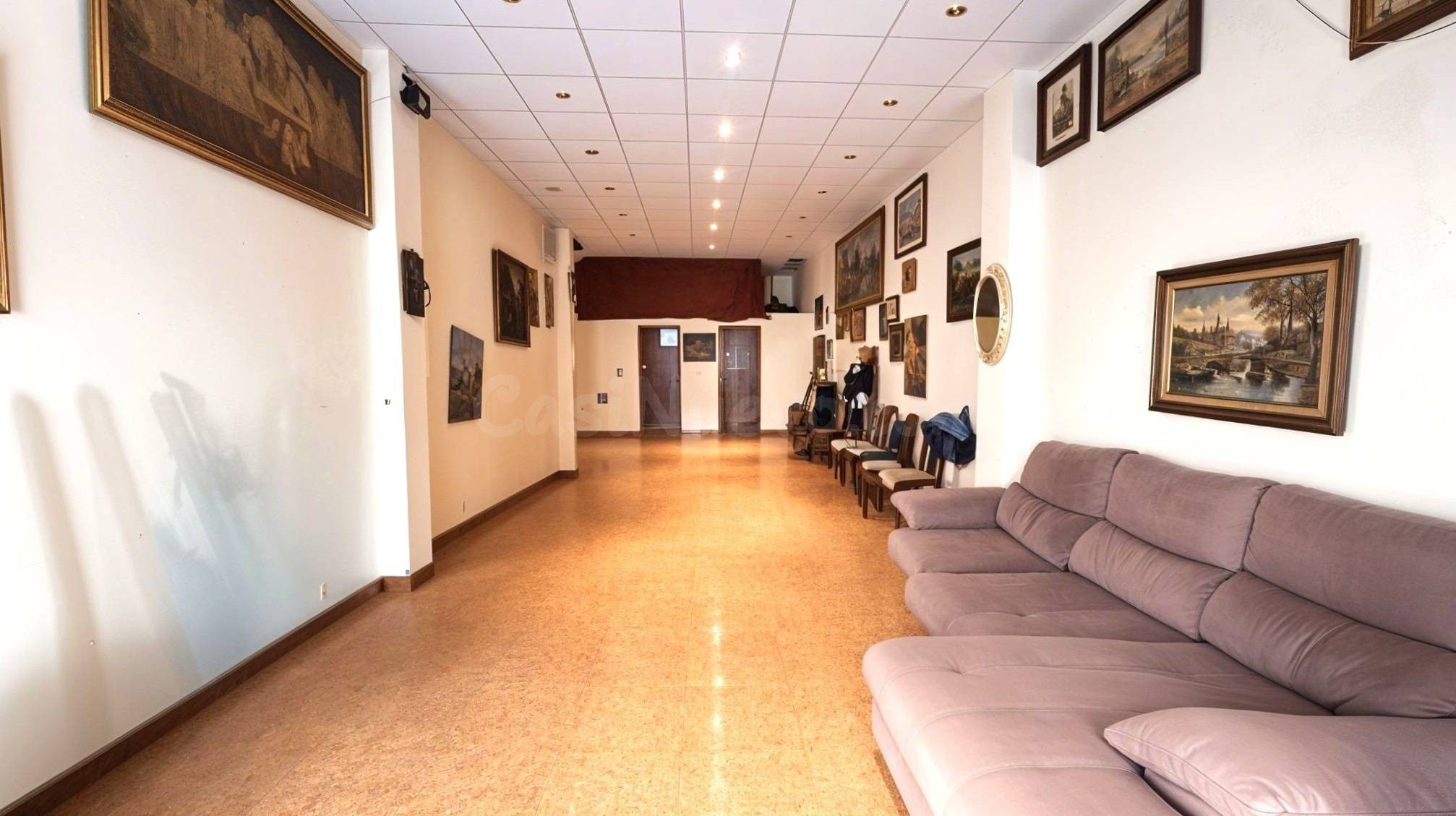 LOCAL EN VENTA CERCA DE PASSEIG PRIM